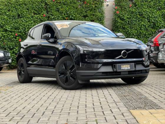 VOLVO EX30 51 KW ELÉTRICO CORE